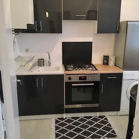 La Maison Du Bonheur Apartment *